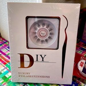 One box of lash extensions